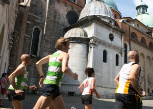 AAATHM_Passaggio a fianco del Duomo