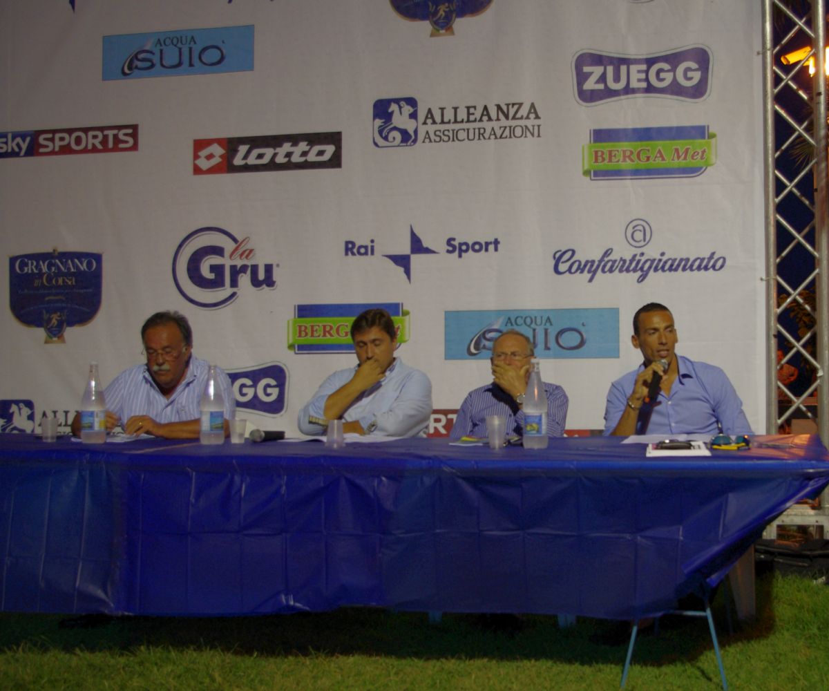 ConferenzaStampa_corribianco13