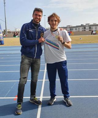 Giovanni Frattini con l'allenatore Emanuele Verni