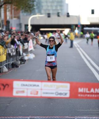 Valeria Straneo sul traguardo della 21Half Marathon (foto organizzatori)