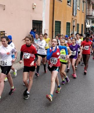 Un momento delle competizioni a Serravalle (foto Atl. Canavesana)