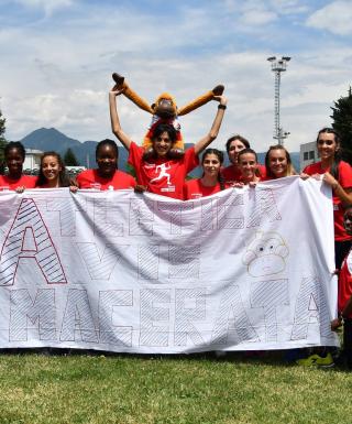 Le donne dell'Atletica Avis Macerata (foto Maraviglia/Organizzatori)