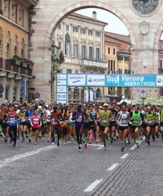 La partenza della scorsa edizione a Verona (foto Organizzatori)