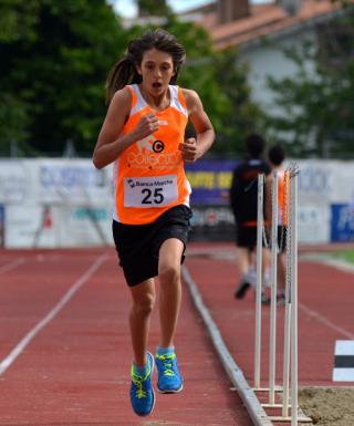 Emma Silvestri, prima sui 1000 metri ragazze (foto di Maurizio Iesari)