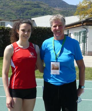 Pircher mit Trainerin Gerti Bacher