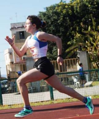 Vanessa Stelitano (Atl.Olympus) in azione sui 300 metri