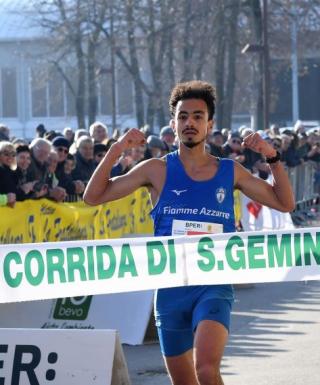 Il vincitore Iliass Aouani (foto di Modena Corre - C.Corradi)