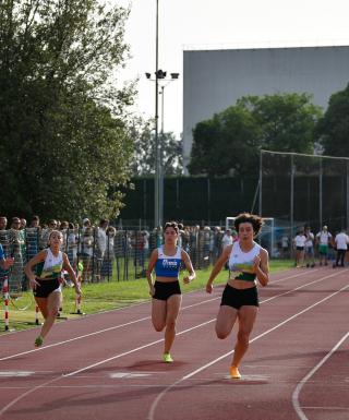 Viola Canovi in gara negli 80 metri al Trofeo delle Province