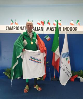 Armando Righi, categoria sm90, 2 titoli nazionali nel peso e nei 200 metri