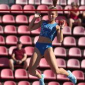 <a href='https://www.fidal.it/atleta_one.php?t=eaqRkpukcWc%3D'>Rebecca DE MARTIN</a>