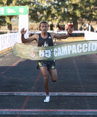 Il vincitore della scorsa edizione, l’etiope Addisu Yihune (foto Colombo)