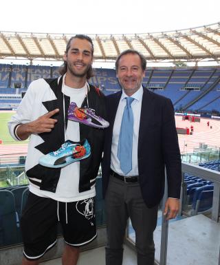 Gianmarco Tamberi e il presidente FIDAL Stefano Mei (foto Colombo/FIDAL)