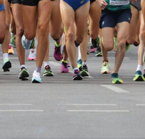 Mondo: maratona a Shanghai, super-10.000 in Giappone