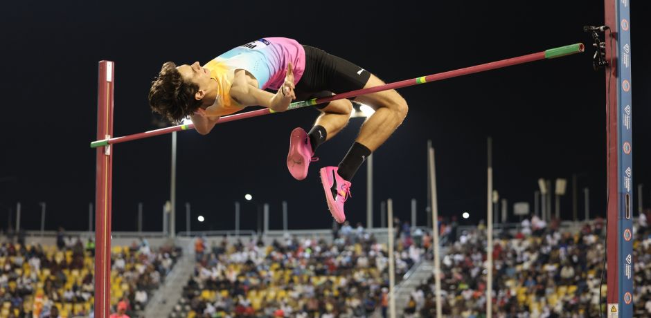 Sioli 2,29 batte Barshim, Dosso 11.01 ventoso